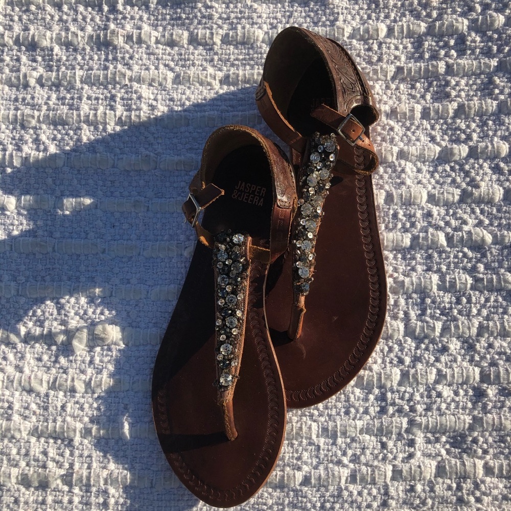 Jasper & Jeera Anthropologie Embellished Leather Thong Sandals - Picture 4 of 10